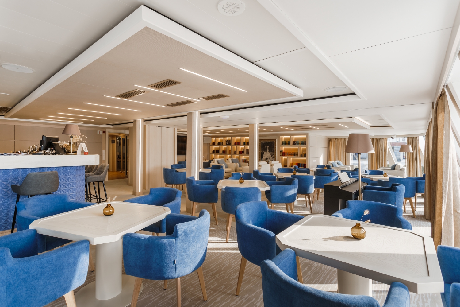 Мустай Карим